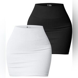Body Con skirt white or black
